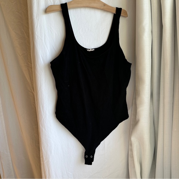 BUNDLE/PACK of 7 Women’s Large Bodysuits Variety of Brands ALL Black Except 1 - Picture 6 of 7